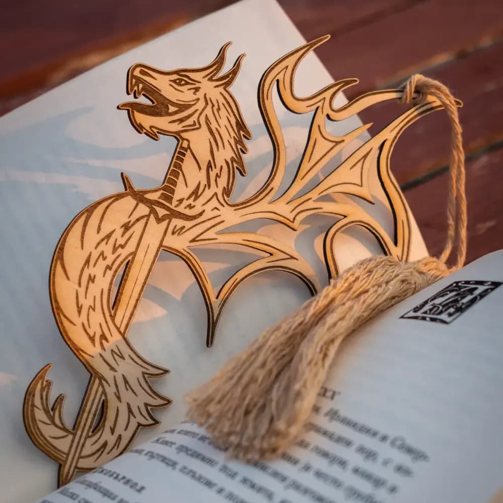 Дървен книгоразделител "Дракон"